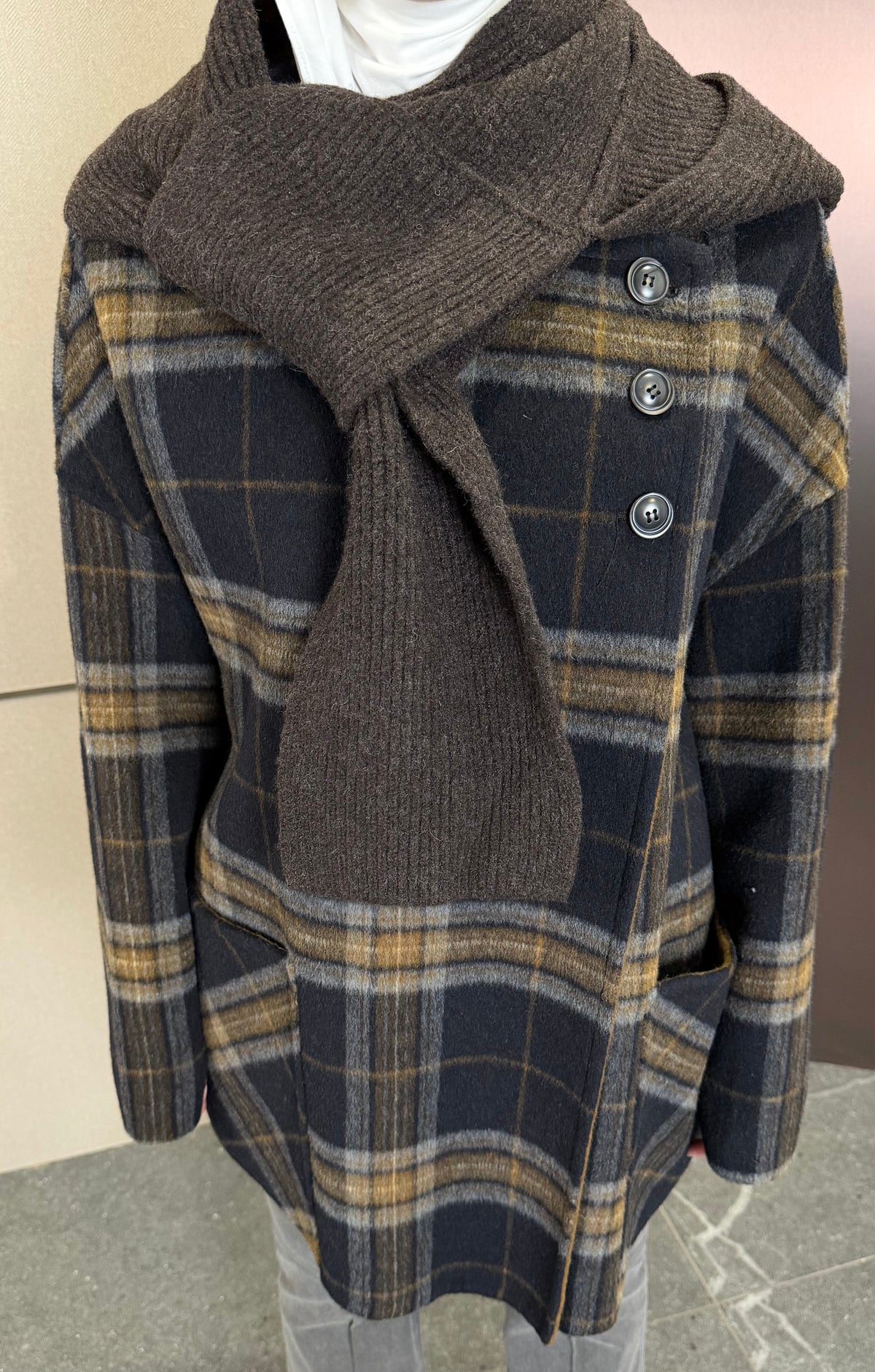 Detachable hood coat