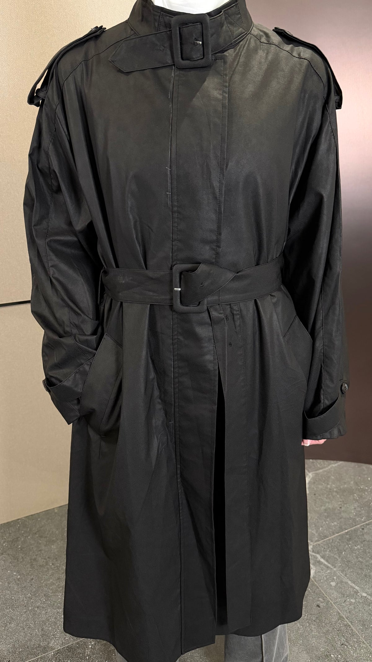 Buckle trench