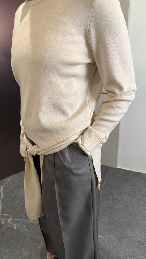 Tie-waist knit
